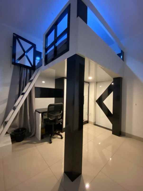 rumah burgundy residence the orchard