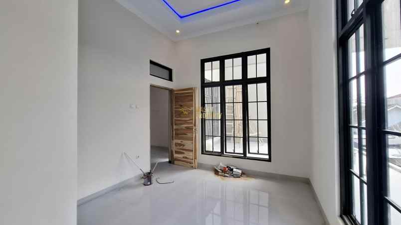 rumah cantik 2 lantai di perumahan jakal dekat palagan