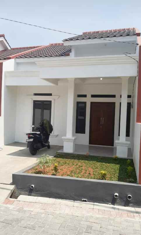 rumah cantik kawasan strategis tanah baru depok