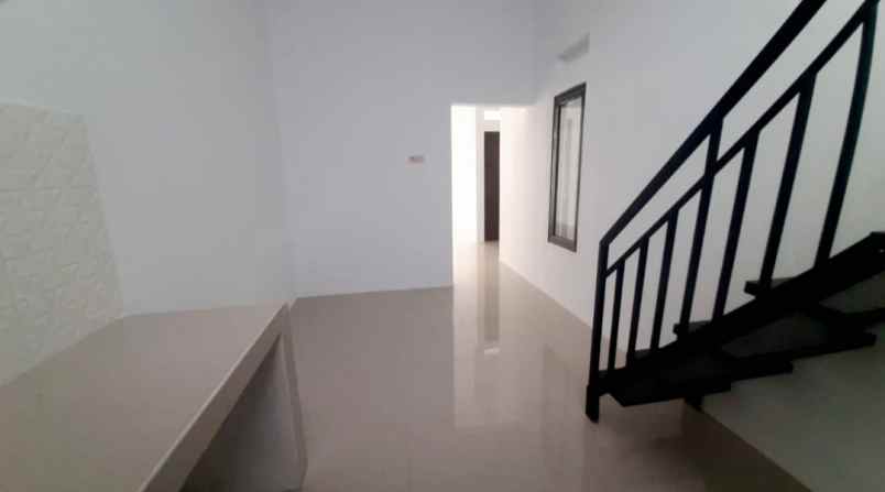 rumah cantik kawasan strategis tanah baru depok