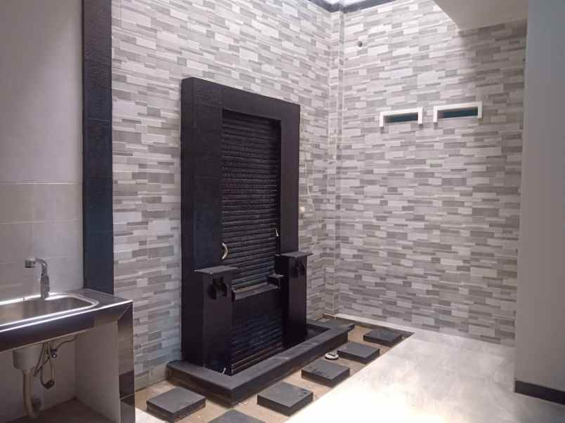 rumah cantik siap huni perumahan cipayung depok