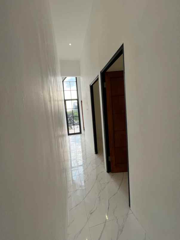 rumah cash kredit batas kota surabaya barat