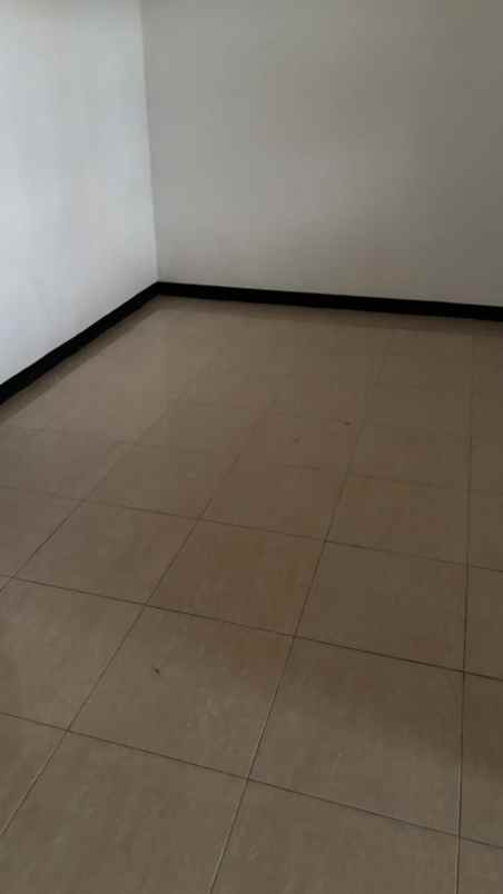 rumah daerah rungkut wiguna rungkut nirwana eksekutif