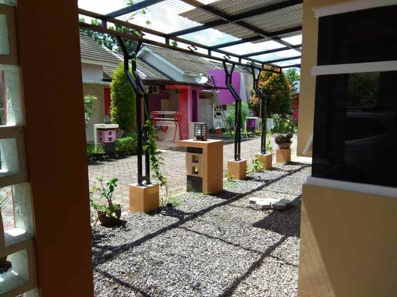 rumah dalam komplek 900 timur nasmoco ringoroad timur