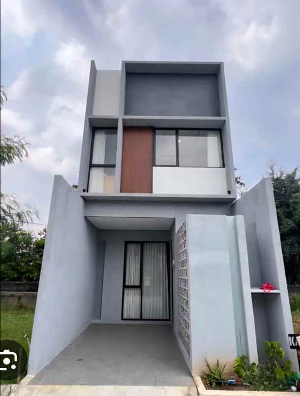 rumah di cipinang akses jln bkt dekat stasiun klender