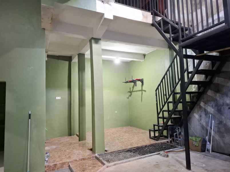 rumah di perumahan pesona regency jember