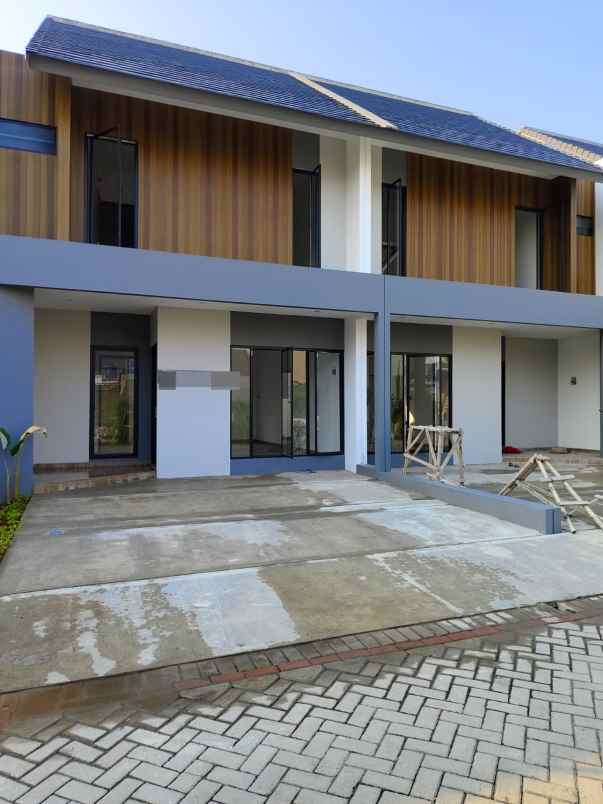 rumah di pinang siap tempati akses mudah ke mana saja