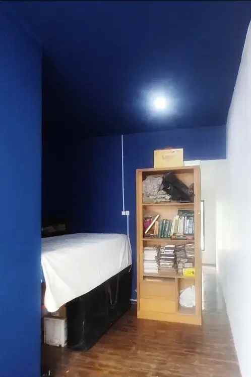 rumah dijual 2 lantai lingkungan nyaman di cirendeu