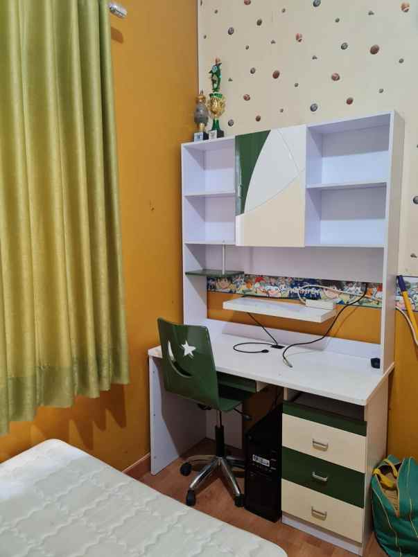 rumah dijual bu komplek teluk pucung bekasi utara