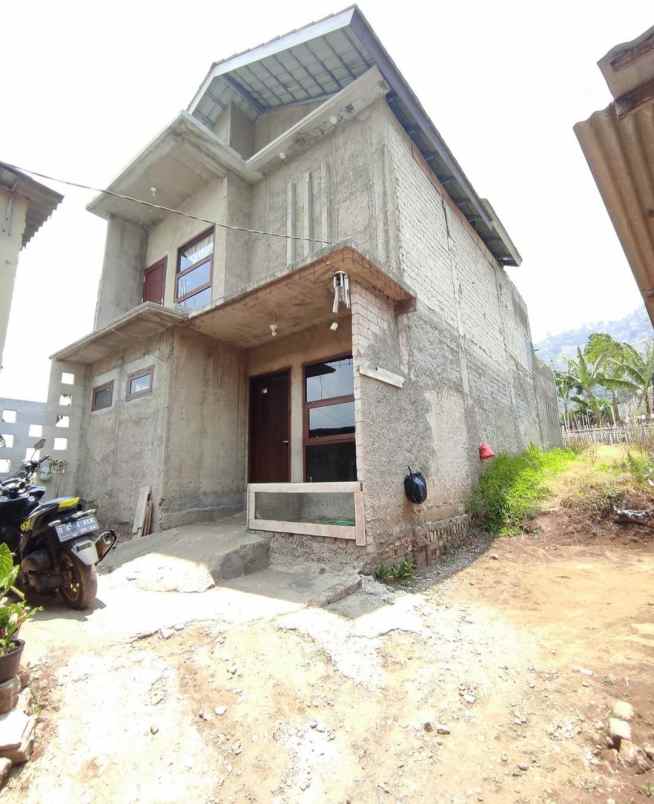 rumah dijual di lembang bandung barat