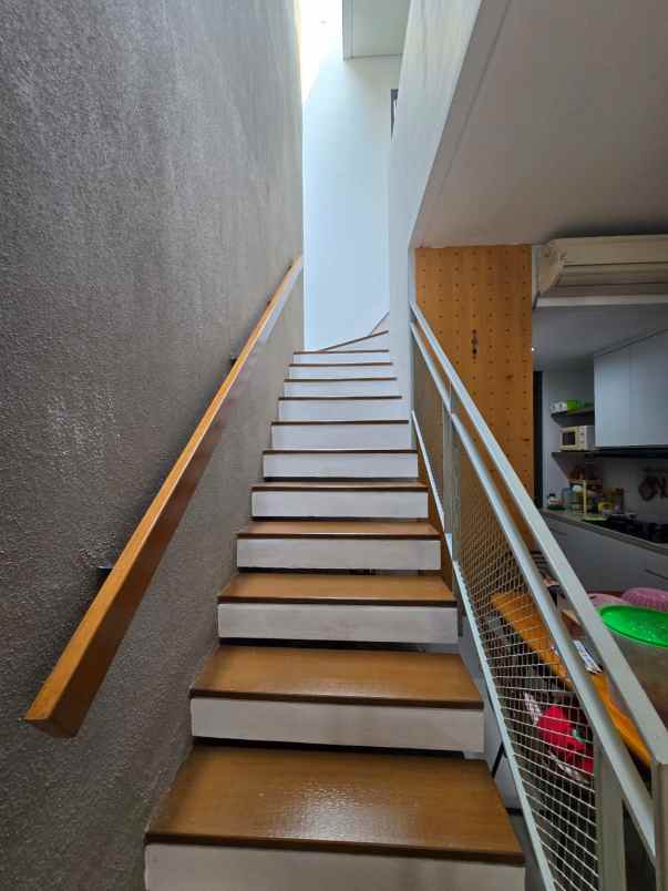 rumah fully furnished dalam twonhouse siap huni