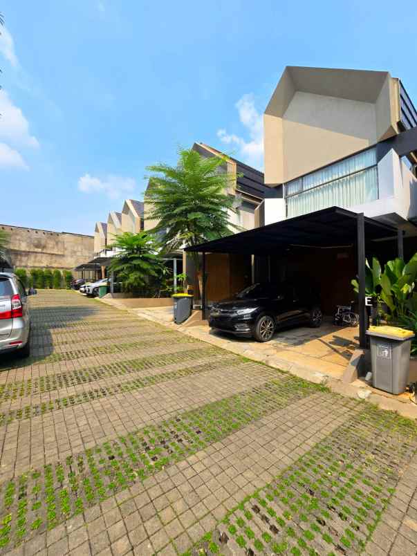 rumah fully furnished dalam twonhouse siap huni