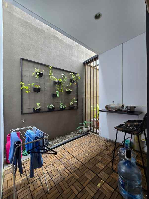 rumah fully furnished dalam twonhouse siap huni