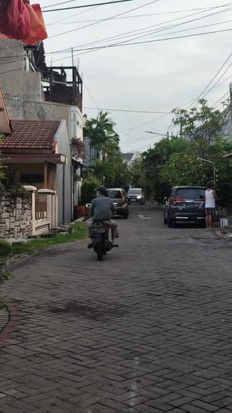 rumah gress 3 lantai sutorejo dharmahusada surabaya