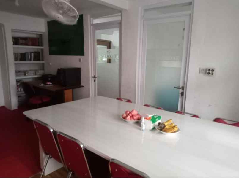 rumah hook karet tengsin bendungan hilir jakarta pusat