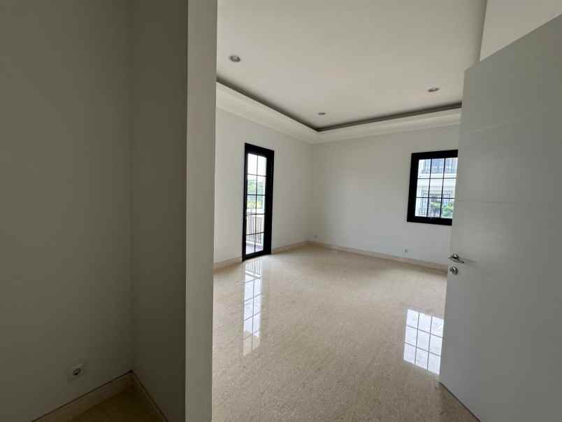 rumah hook siap huni cluster winona alam sutera
