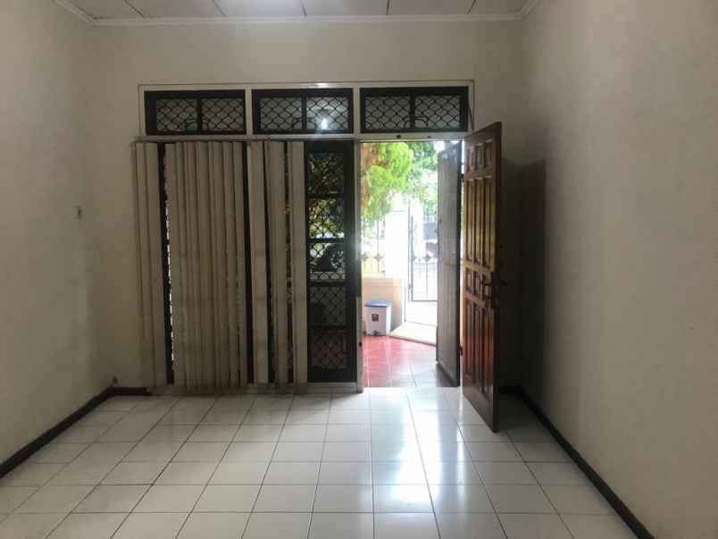 rumah janur elok residence