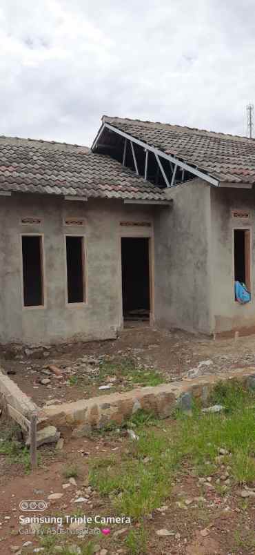 rumah jl cangkuang kulon