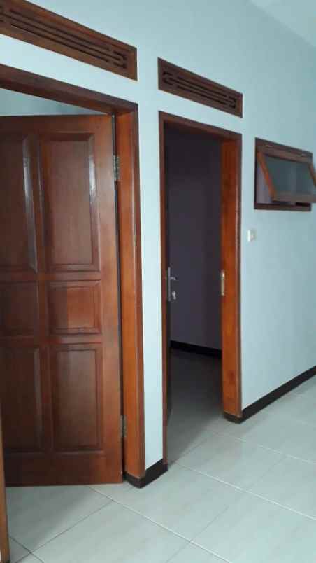 rumah jl raya leuwidulang desa