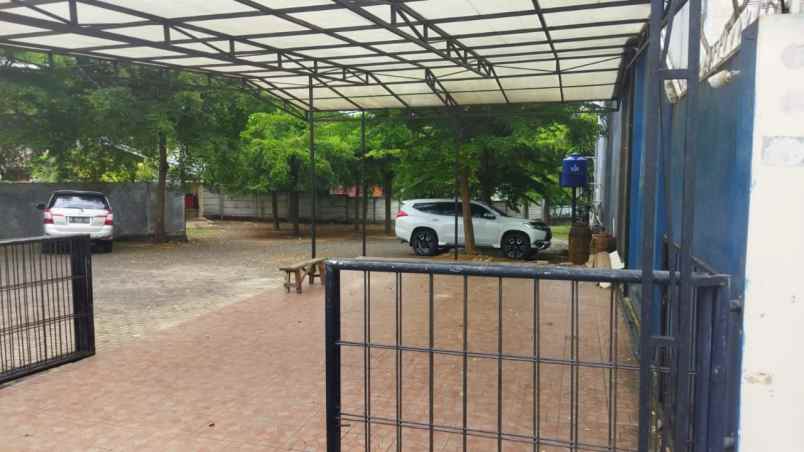 rumah kafe premium di pahoman bandar lampung