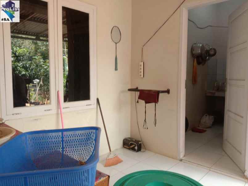 rumah kampung nyaman asri di desa karang nanas