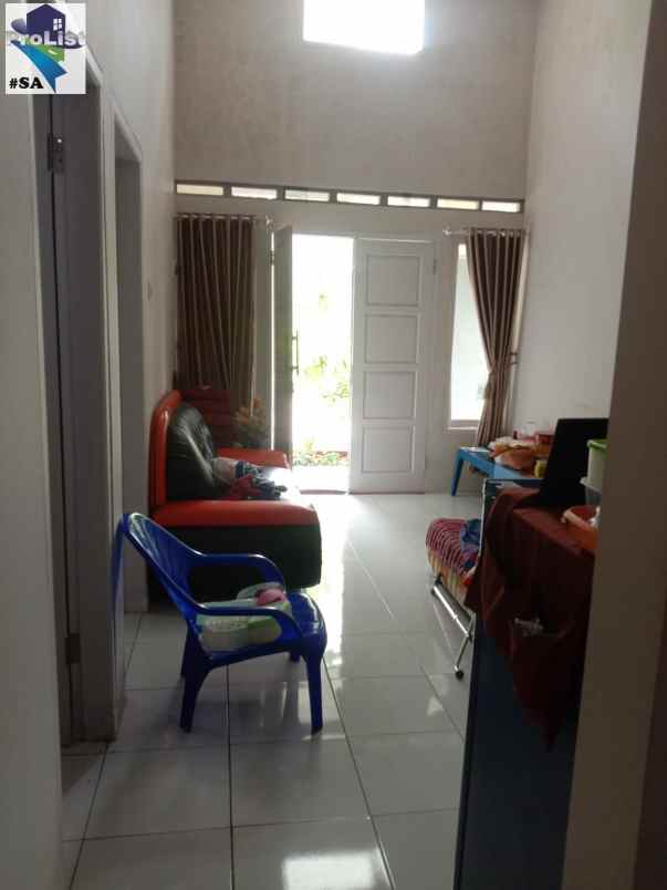 rumah kampung nyaman asri di desa karang nanas