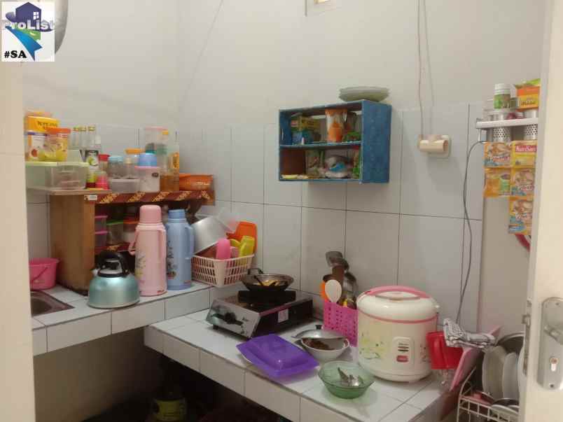 rumah kampung nyaman asri di desa karang nanas