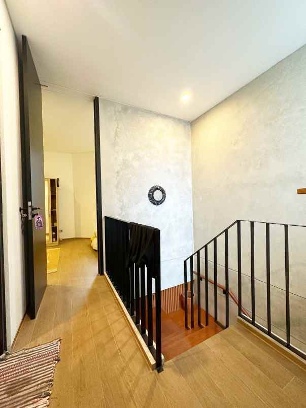 rumah kawasan cikunir bekasi dekat stasiun dan tol