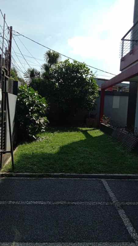 rumah kelapa dua wetan