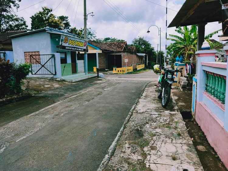 rumah kerjo karanganyar telp wa