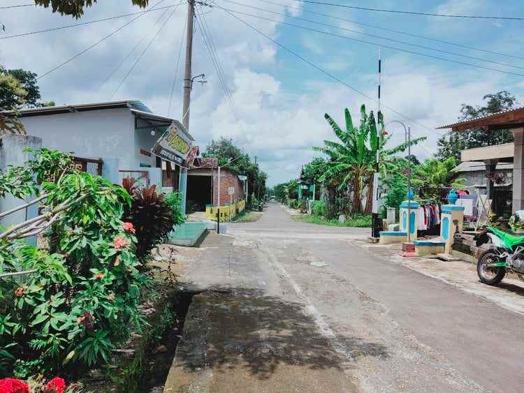 rumah kerjo karanganyar telp wa