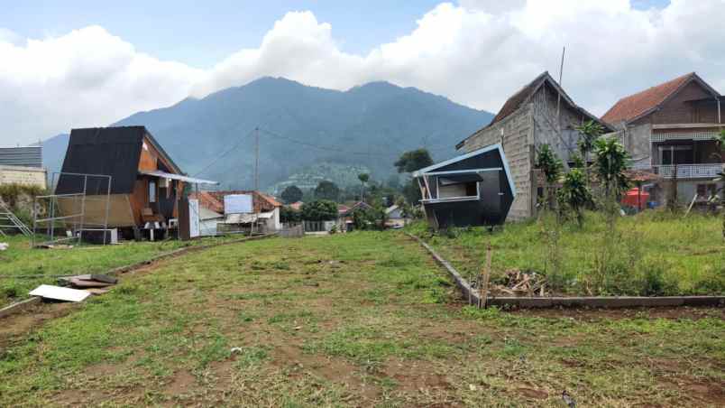 rumah kolmas cipada cisarua lembang