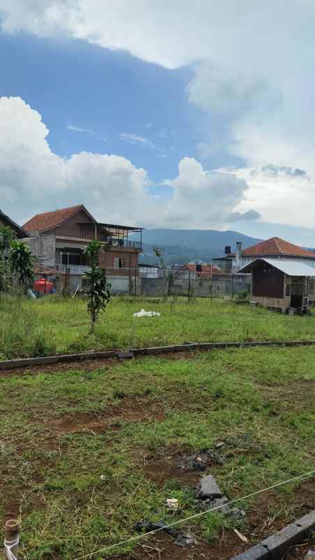 rumah kolmas cipada cisarua lembang