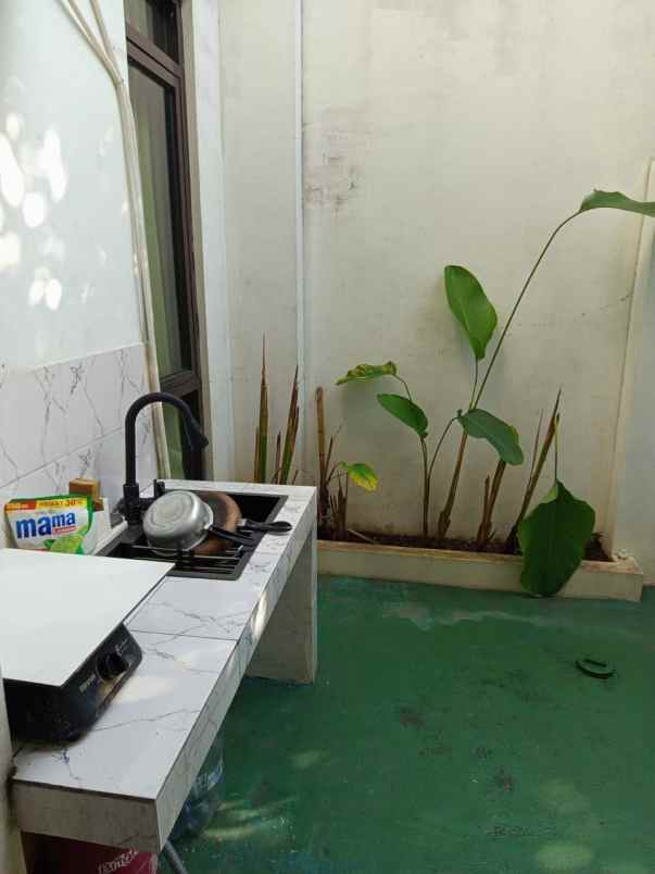 rumah kost 8 kamar full