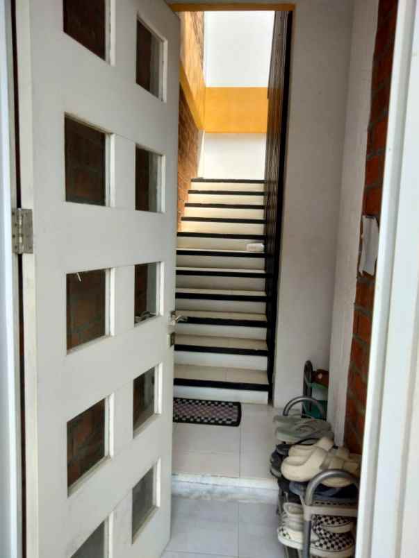 rumah kost full furnished dekat univ telkom bandung