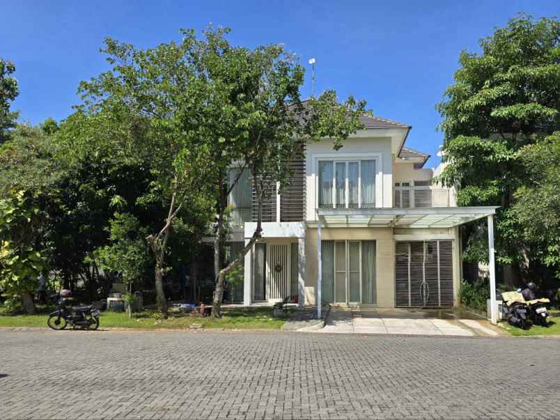 rumah malibu beach pakuwon city minimalis siap huni