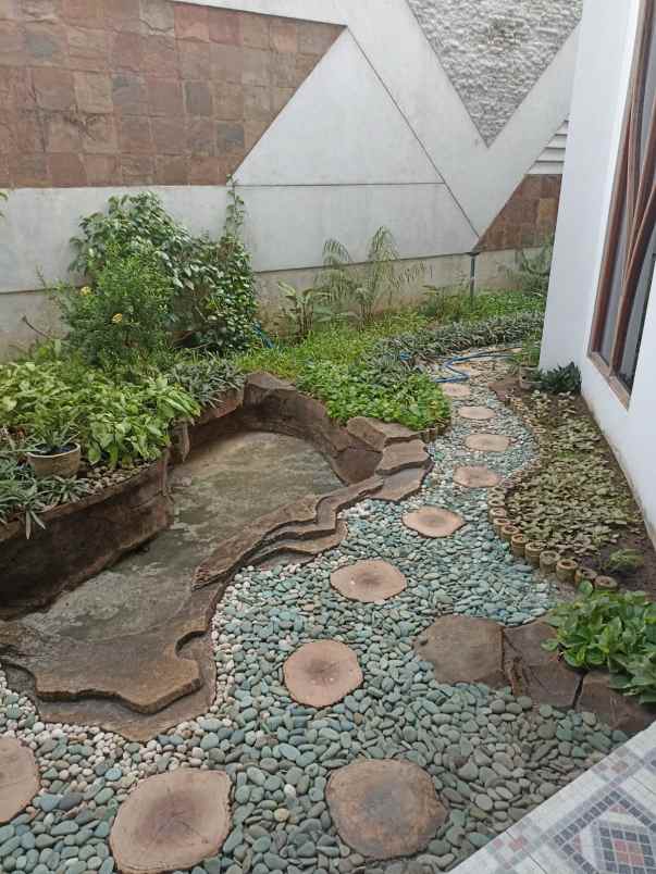 rumah mewah hook di dharmahusada kusen semua jati