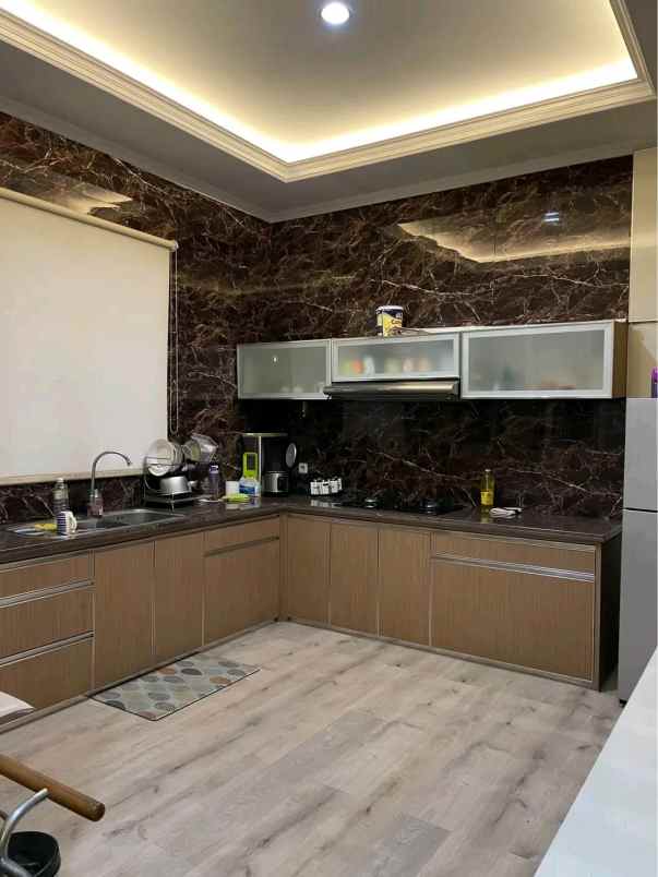 rumah mewah ready di rajabasa semarang