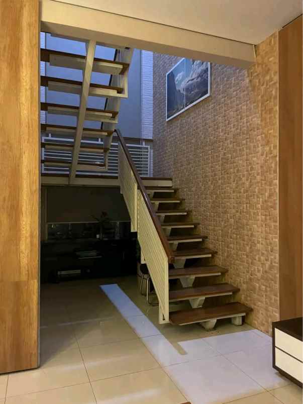 rumah mewah ready di rajabasa semarang