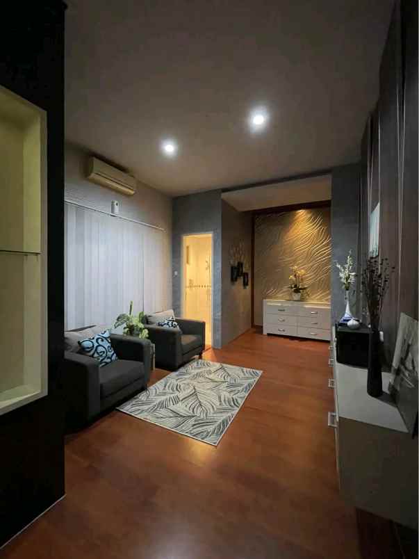 rumah mewah ready di rajabasa semarang