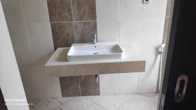 rumah minimalis 2 lt san antonio strategis