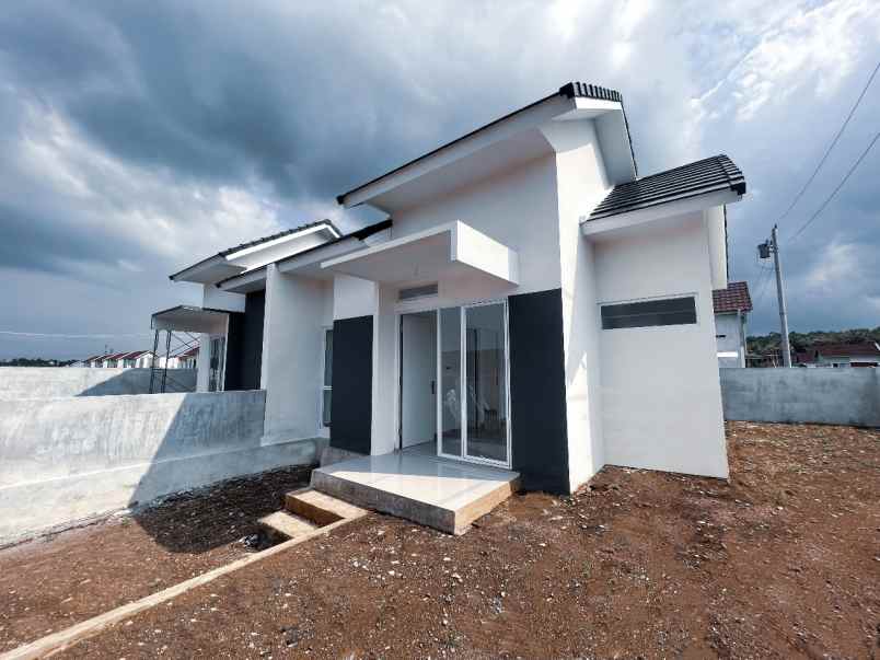 rumah minimalis baru di kawasan mijen semarang