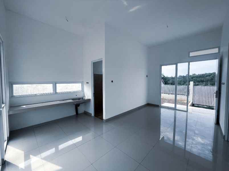 rumah minimalis baru di kawasan mijen semarang