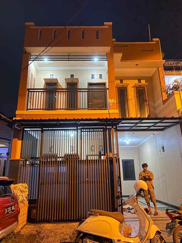 Rumah Minimalis Di Kopo Sayati Strategis Jalan Utama
