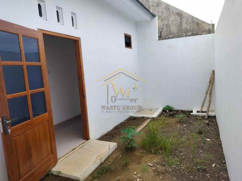 rumah modern minimalis di sidoluhur godean
