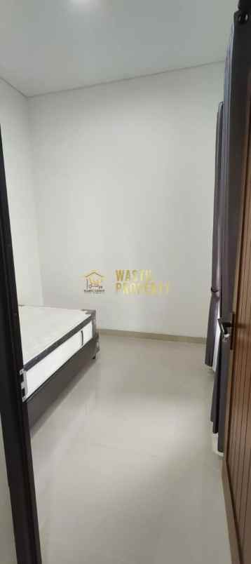 rumah modern semi furnish dekat kampus uii ngaglik