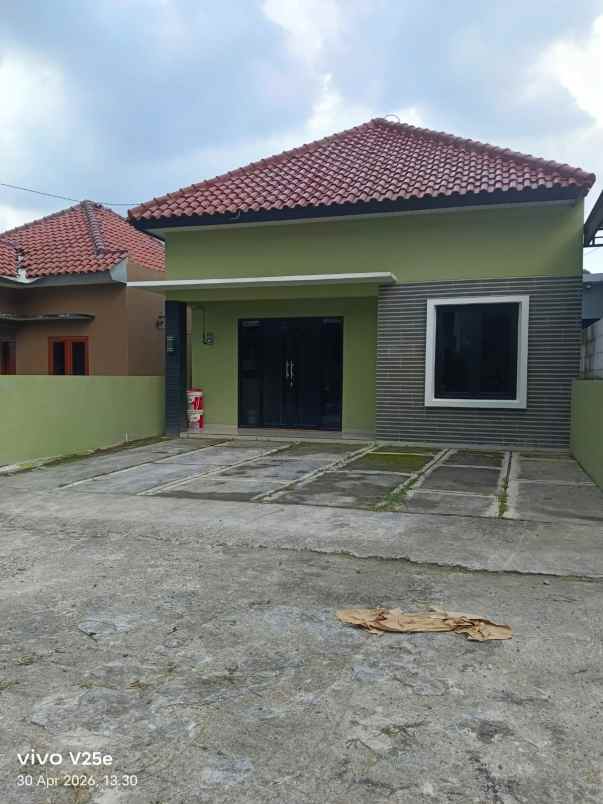 rumah modern siap huni shm ready 5 menit kampus unnes