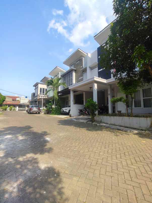 rumah murah dalam cluster di duren sawit jaktim