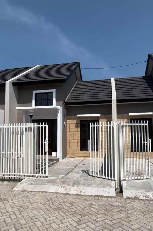 rumah murah strategis dp nol cuma 2 menit ke surabaya