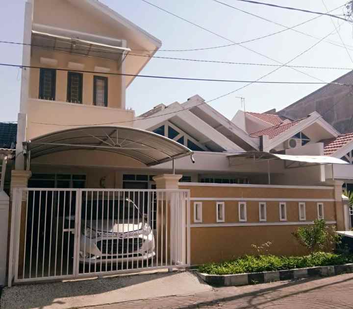 rumah nirwana eksekutif